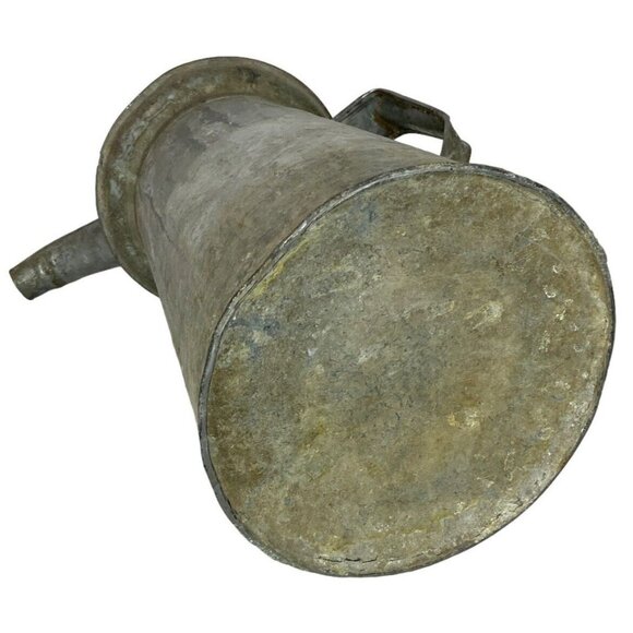 Vintage Galvanized Metal Oil Can Farmhouse Style Weathered Patina - Picture 5 of 7